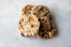 Raw Chocolate Chip Cookies (4 ea)